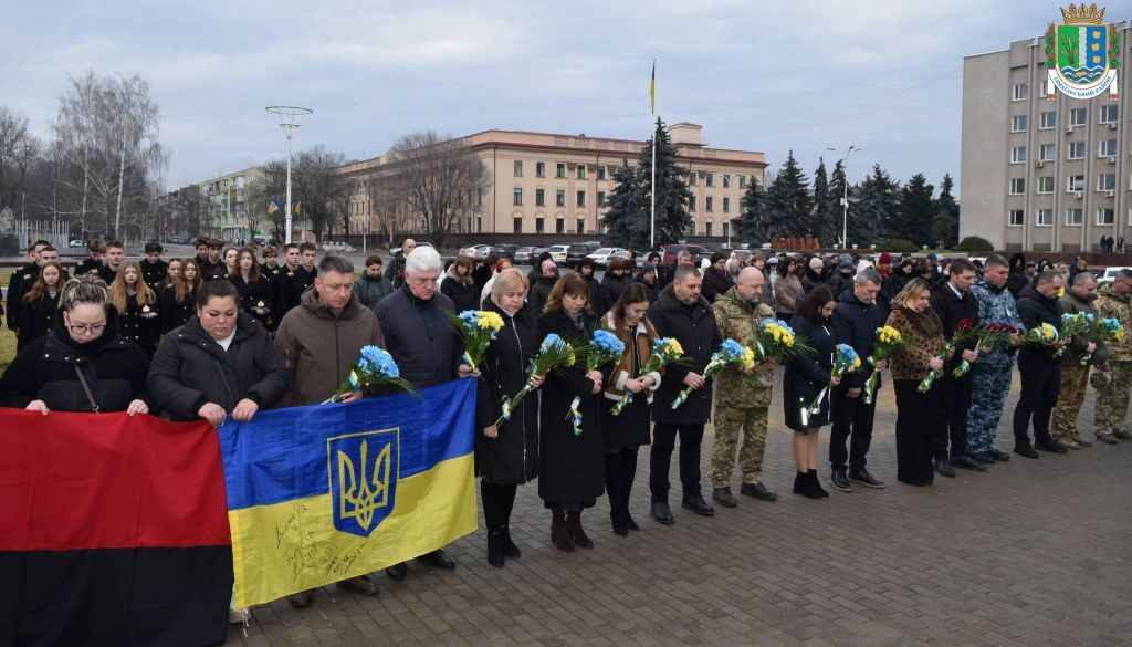 В Ізмаїлі вшанували пам’ять Героїв Крут В Ізмаїлі вшанували пам’ять Героїв Крут