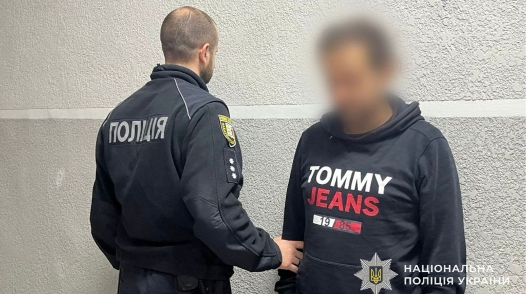 У Мукачеві іноземець намагався зґвалтувати дівчину-підлітка, вона урятувалася завдяки смс матері – поліція У Мукачеві іноземець намагався зґвалтувати дівчину-підлітка, вона урятувалася завдяки смс матері – поліція