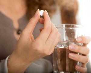 Два варіанти, як сказати українською "жарознижуючі" ліки Два варіанти, як сказати українською "жарознижуючі" ліки