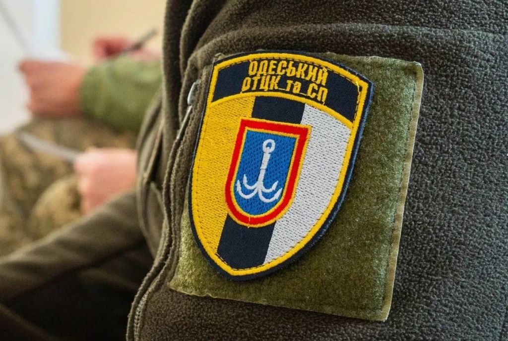 В Одесі чоловік з ножем поранив працівника ТЦК В Одесі чоловік з ножем поранив працівника ТЦК