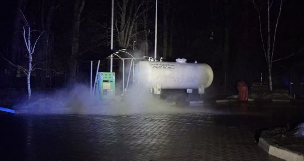 У Запоріжжі стався витік газу на АЗС(фото) У Запоріжжі стався витік газу на АЗС(фото)