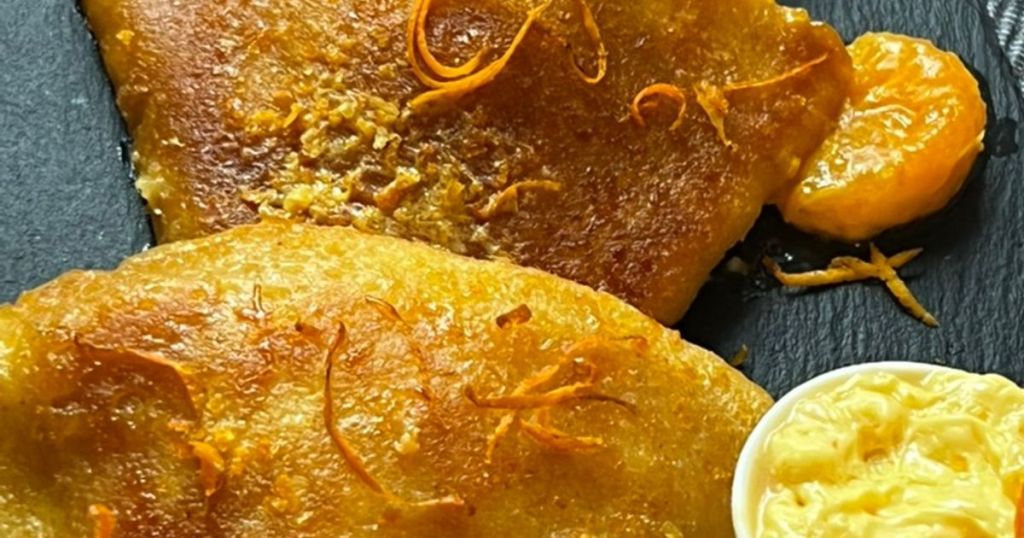 Починається Масниця: зберігайте рецепт млинців в апельсиновому соусі Починається Масниця: зберігайте рецепт млинців в апельсиновому соусі