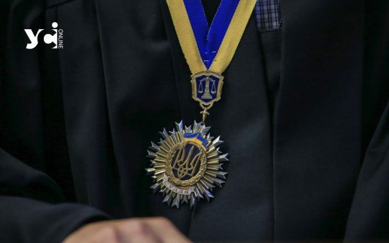 200 доларів за в’їзд до України: на пункті пропуску Паланка жінка намагалася підкупити прикордонника 200 доларів за в’їзд до України: на пункті пропуску Паланка жінка намагалася підкупити прикордонника