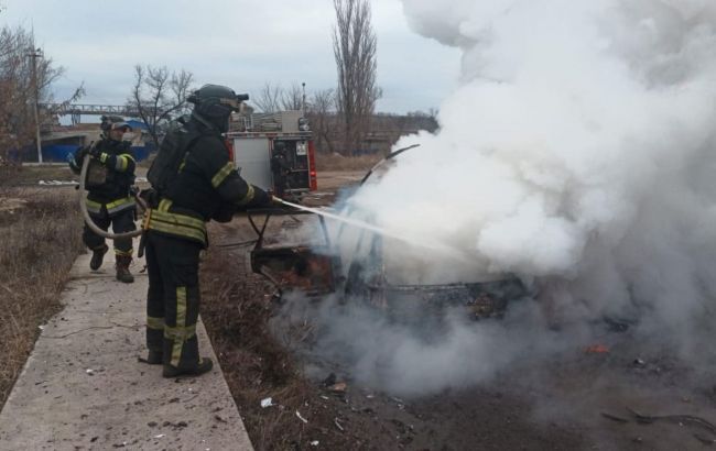 Авто вигоріло дотла: дрон РФ вбив трьох енергетиків Слов'янської ТЕС Авто вигоріло дотла: дрон РФ вбив трьох енергетиків Слов'янської ТЕС