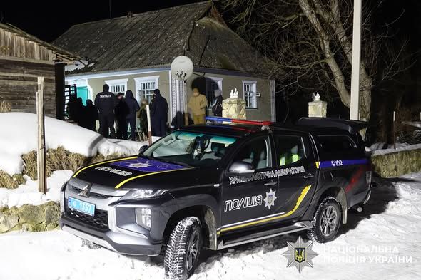 Трагедія на Хмельниччині: 10-річний хлопчик загинув через вибух гранати в будинку Трагедія на Хмельниччині: 10-річний хлопчик загинув через вибух гранати в будинку