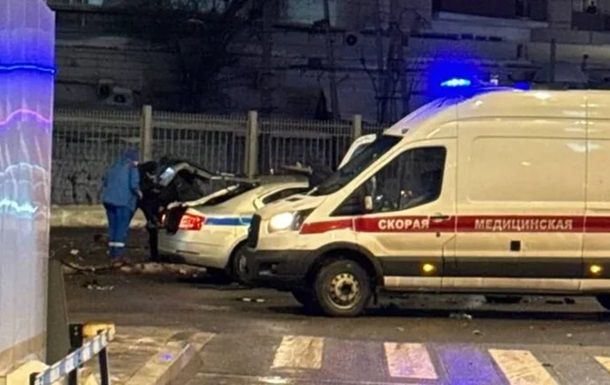 Після трьох терактів в Україні. У Москві вибухнула поліцейська автівка, є загиблі Після трьох терактів в Україні. У Москві вибухнула поліцейська автівка, є загиблі