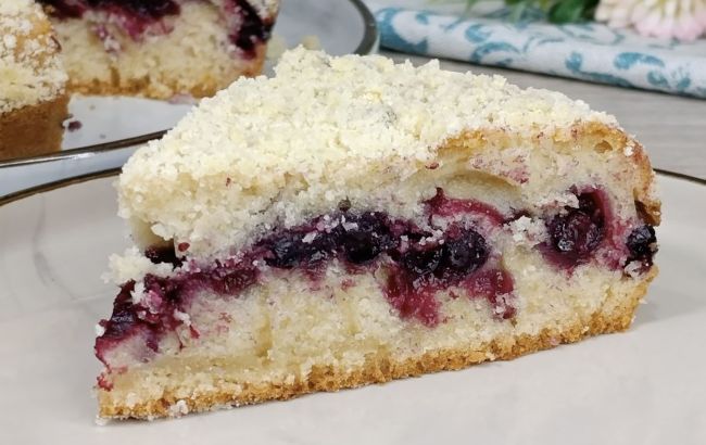 Не відмовляйте собі у десертах: пісний пиріг з неймовірним смаком Не відмовляйте собі у десертах: пісний пиріг з неймовірним смаком