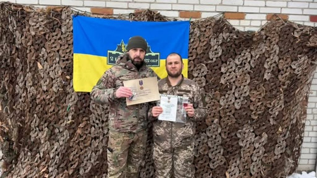 Військовослужбовця з Вилківської громади удостоєно почесною нагородою головнокомандувача ЗСУ Військовослужбовця з Вилківської громади удостоєно почесною нагородою головнокомандувача ЗСУ