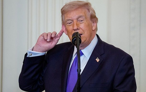 Трамп заявив про "безмежні" запаси зброї США Трамп заявив про "безмежні" запаси зброї США