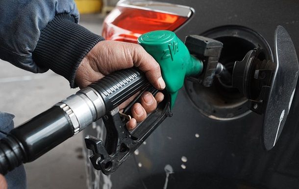 Цінники вже ростуть: що буде з паливом в Україні Цінники вже ростуть: що буде з паливом в Україні