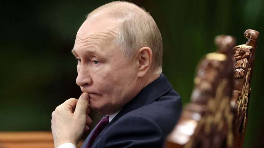 Режиму Путіна починає приходити кінець: озвучено несподіваний сценарій зміни системи у РФ Режиму Путіна починає приходити кінець: озвучено несподіваний сценарій зміни системи у РФ