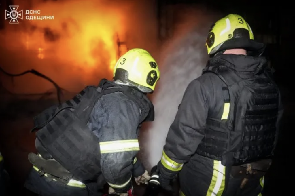 У Одещині через атаку рф пошкоджено зернові термінали У Одещині через атаку рф пошкоджено зернові термінали