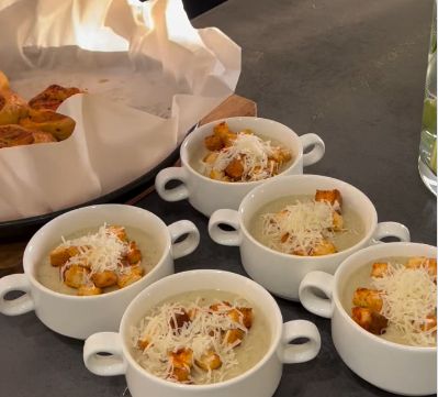 Для пізнього сніданку: як смачно подати грибний суп(фото) Для пізнього сніданку: як смачно подати грибний суп(фото)