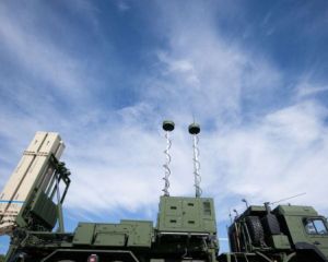 Закриття неба над Україною: яке завдання отримав міністр оборони Федоров Закриття неба над Україною: яке завдання отримав міністр оборони Федоров