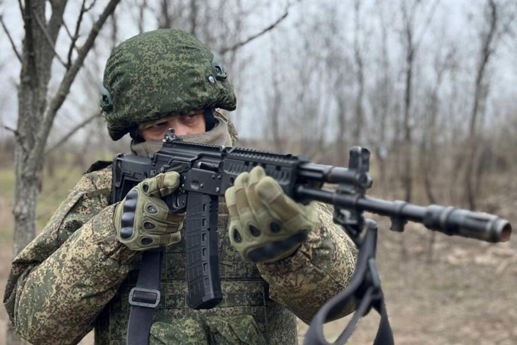 У російських солдатів на фронті нова біда: за Telegram відправляють у штурм У російських солдатів на фронті нова біда: за Telegram відправляють у штурм