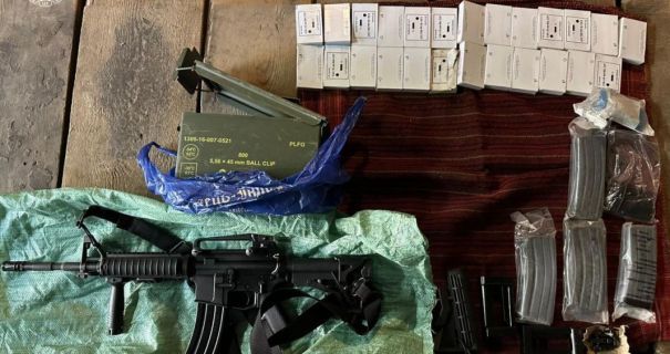 На Тернопільщині викрито канал збуту зброї на мільйони гривень(фото) На Тернопільщині викрито канал збуту зброї на мільйони гривень(фото)