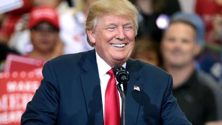 Трамп не міг стримати сміх, коли почув, що новий лідер Ірану може бути геєм Трамп не міг стримати сміх, коли почув, що новий лідер Ірану може бути геєм