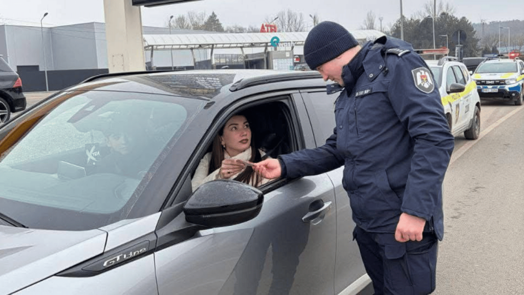 На кордоні Одещини з Румунією перевіряють техогляд автомобілів На кордоні Одещини з Румунією перевіряють техогляд автомобілів