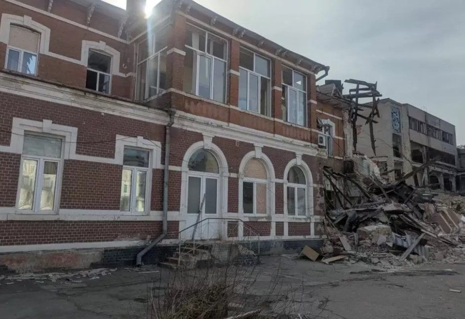 Справу щодо знесення частини будівлі на Французському бульварі в Одесі розслідуватиме поліція Справу щодо знесення частини будівлі на Французському бульварі в Одесі розслідуватиме поліція