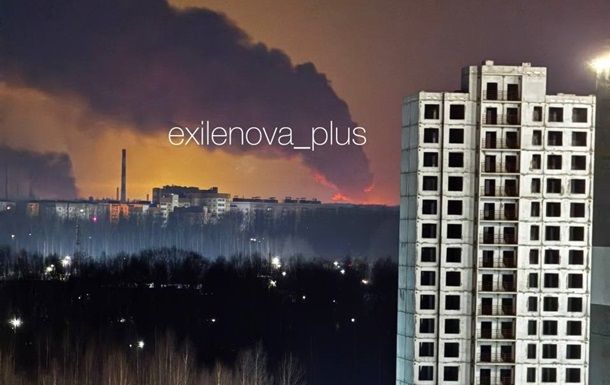 Дрони атакували один із найбільших НПЗ у Росії Дрони атакували один із найбільших НПЗ у Росії