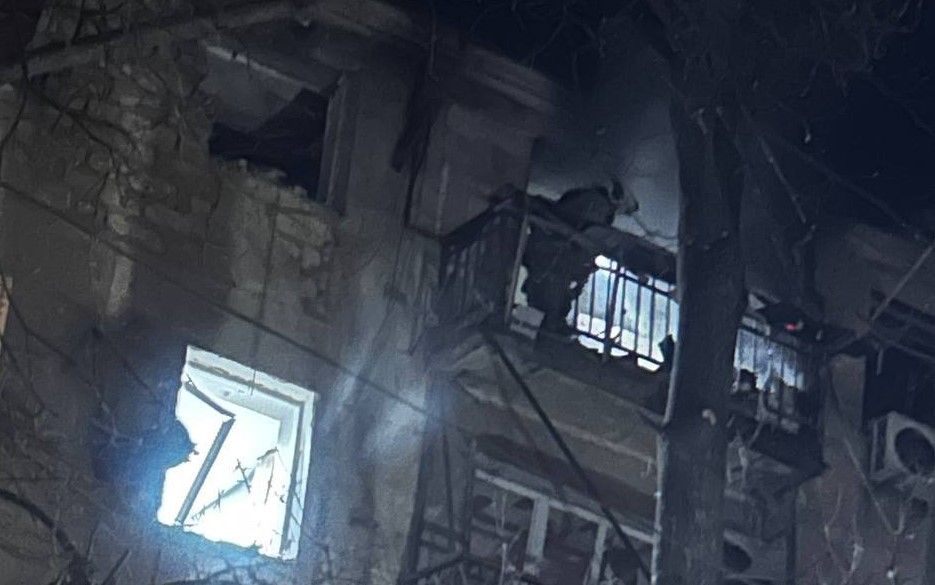 В ніч на 28 березня ворог атакував Одесу, пошкоджено пологовий та житлові будинки В ніч на 28 березня ворог атакував Одесу, пошкоджено пологовий та житлові будинки