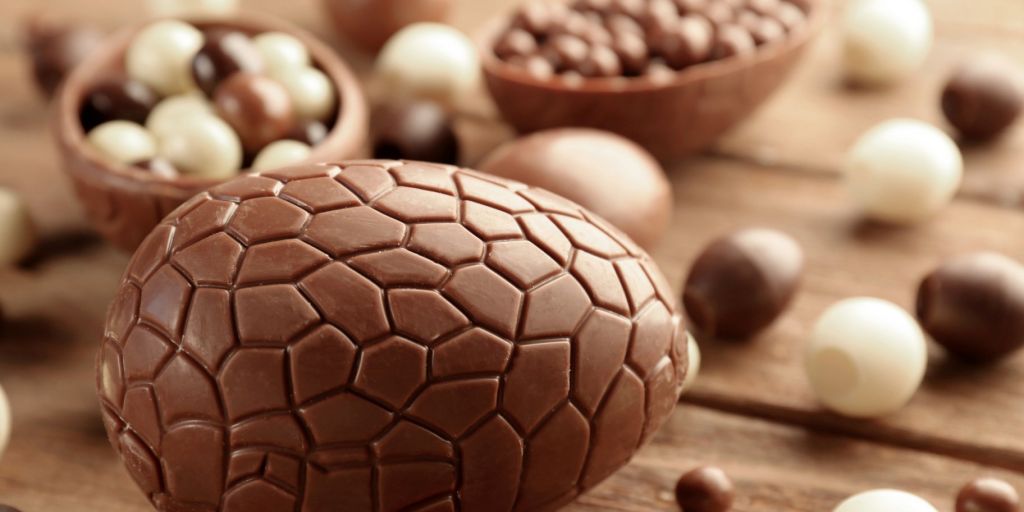 Як приготувати шоколадні яйця з ніжним мусом до Великодня Як приготувати шоколадні яйця з ніжним мусом до Великодня