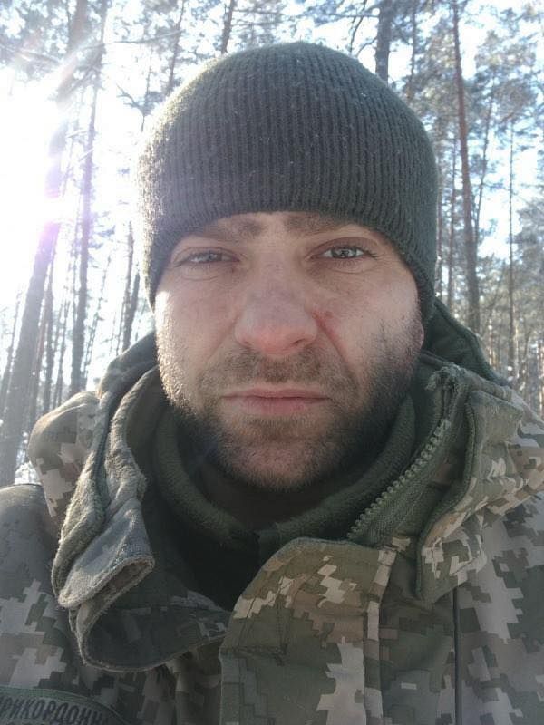 Небо плакало разом із людьми: Саф’янівська громада провела в останню путь Захисника України Олександра Стояна(фото) Небо плакало разом із людьми: Саф’янівська громада провела в останню путь Захисника України Олександра Стояна(фото)