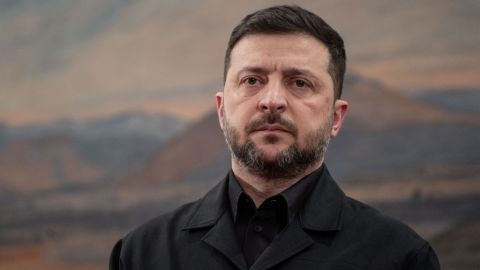 Поперед батька в пекло: що насправді привіз Зеленський з епіцентру близькосхідного шторму Поперед батька в пекло: що насправді привіз Зеленський з епіцентру близькосхідного шторму