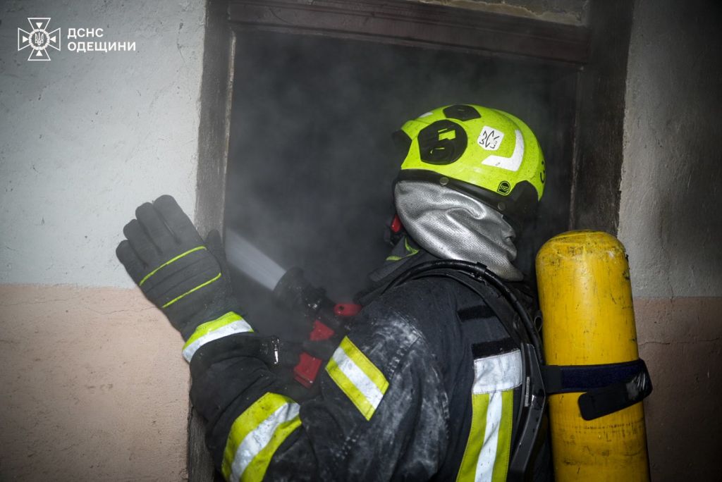 В Ізмаїлі сталася пожежа у багатоповерхівці: постраждав чоловік В Ізмаїлі сталася пожежа у багатоповерхівці: постраждав чоловік