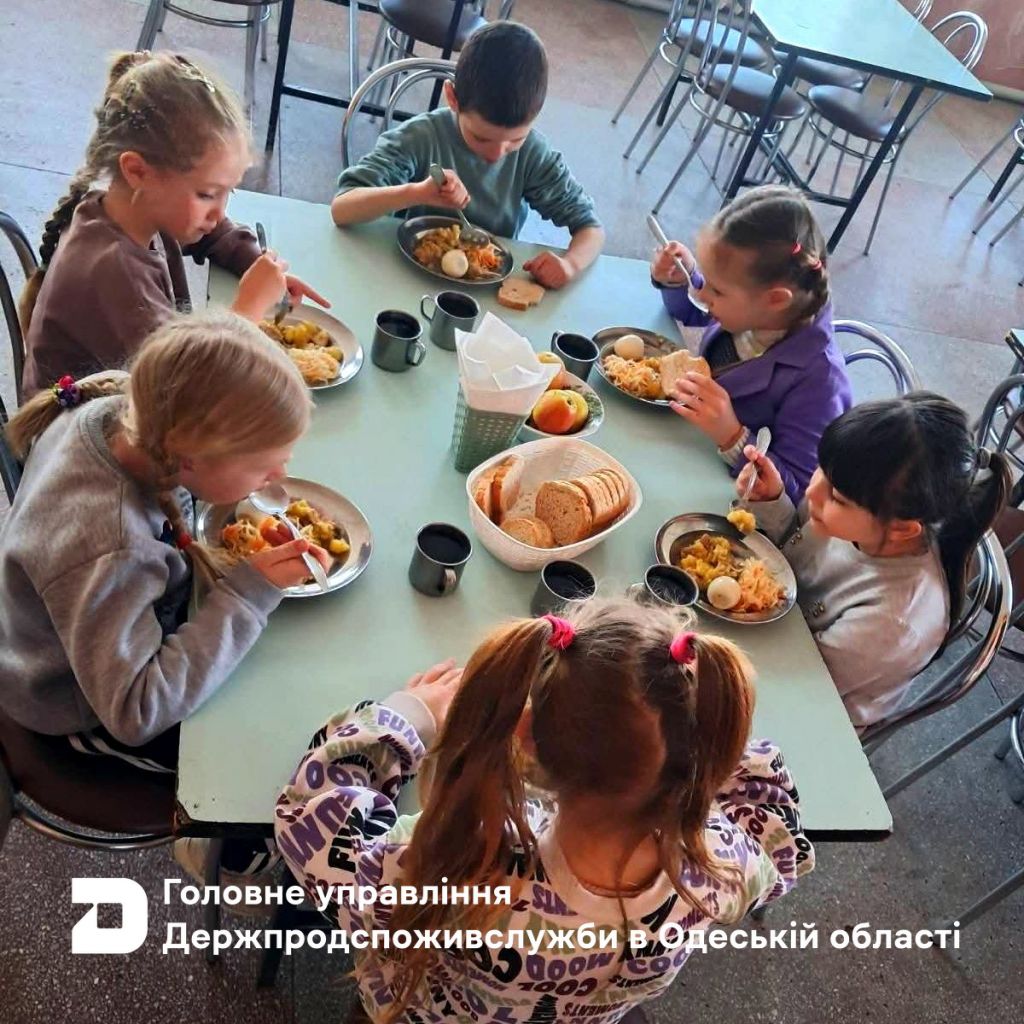 На Одещині перевірили якість харчування в школах та дитсадках(фото) На Одещині перевірили якість харчування в школах та дитсадках(фото)