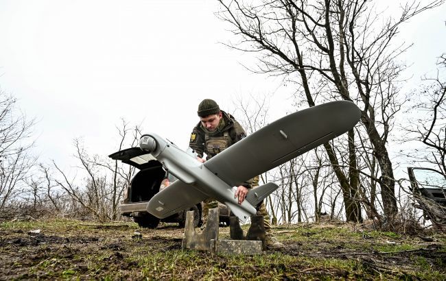 Дістали за 1000 кілометрів: ЗСУ уразили бурові установки РФ у Каспійському морі Дістали за 1000 кілометрів: ЗСУ уразили бурові установки РФ у Каспійському морі