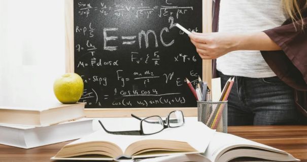 В Україні спостерігається гострий дефіцит вчителів В Україні спостерігається гострий дефіцит вчителів