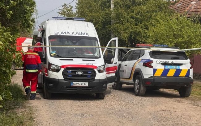 Викрав жінку з дитиною і стріляв у поліцейських. На Закарпатті відбулось гучне затримання Викрав жінку з дитиною і стріляв у поліцейських. На Закарпатті відбулось гучне затримання