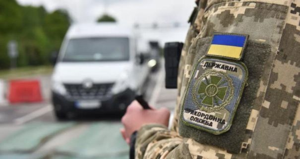 Прикордонники повідомили про значні черги на українсько-польському кордоні Прикордонники повідомили про значні черги на українсько-польському кордоні