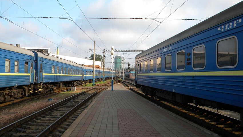 Незвичайна зупинка у Фастові: у поїзді пасажири та залізничники допомогли народитися малюку Незвичайна зупинка у Фастові: у поїзді пасажири та залізничники допомогли народитися малюку