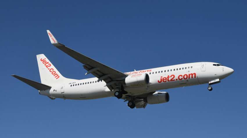 Жахлива помилка: чоловік випав з літака через відкриті двері Жахлива помилка: чоловік випав з літака через відкриті двері