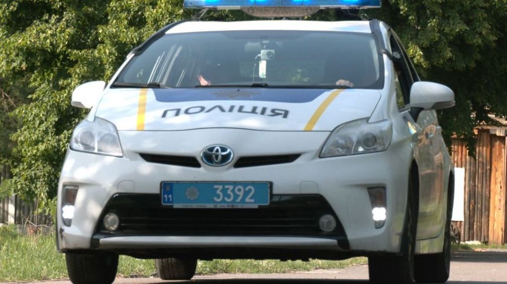 У Черкасах чоловік стріляв через зірваний дітьми бузок — поліція У Черкасах чоловік стріляв через зірваний дітьми бузок — поліція