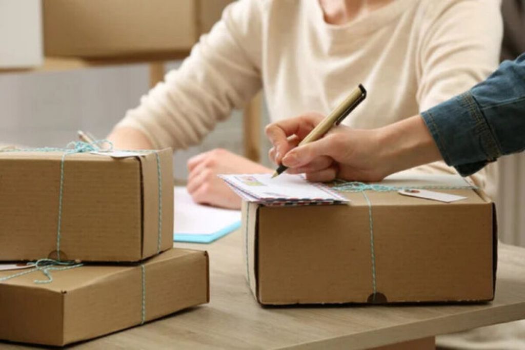 Податок на посилки до 150 євро: чи підуть AliExpress і Temu з України та коли ВР ухвалить рішення Податок на посилки до 150 євро: чи підуть AliExpress і Temu з України та коли ВР ухвалить рішення