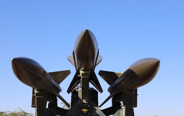 Понад 120 ворожих дронів атакували Україну вночі: вражені цивільні об'єкти (фото) Понад 120 ворожих дронів атакували Україну вночі: вражені цивільні об'єкти (фото)