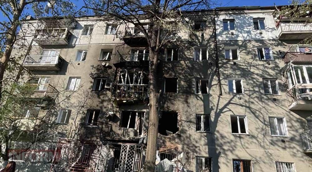 В Ізмаїлі за понад 5 мільйонів гривень відремонтують п’ятиповерхівку, яка постраждала під час останньої атаки В Ізмаїлі за понад 5 мільйонів гривень відремонтують п’ятиповерхівку, яка постраждала під час останньої атаки
