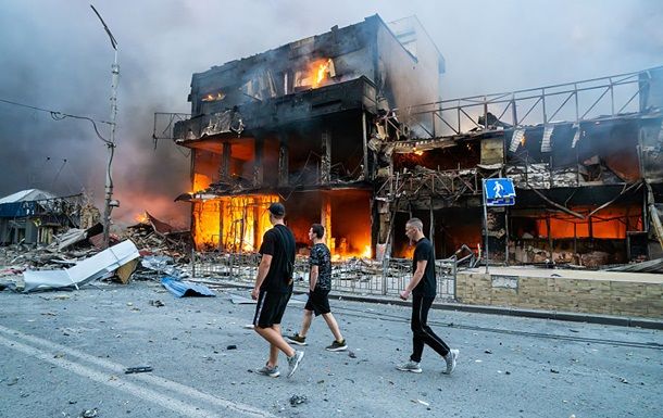 Удар Росії по Києву: зросла кількість постраждалих Удар Росії по Києву: зросла кількість постраждалих