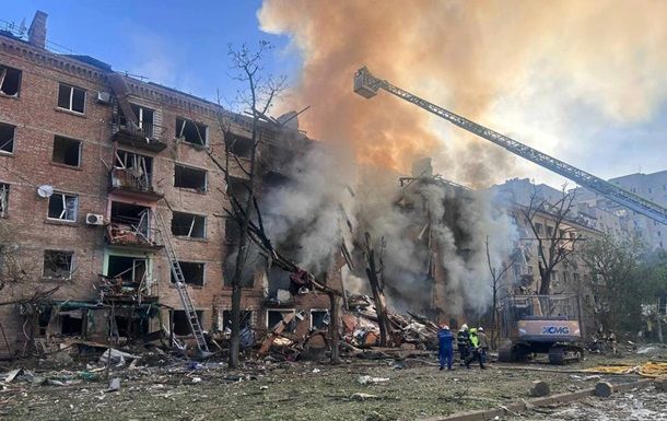 Кількість загиблих унаслідок атаки на Київ 24 травня зросла – Нацполіція Кількість загиблих унаслідок атаки на Київ 24 травня зросла – Нацполіція
