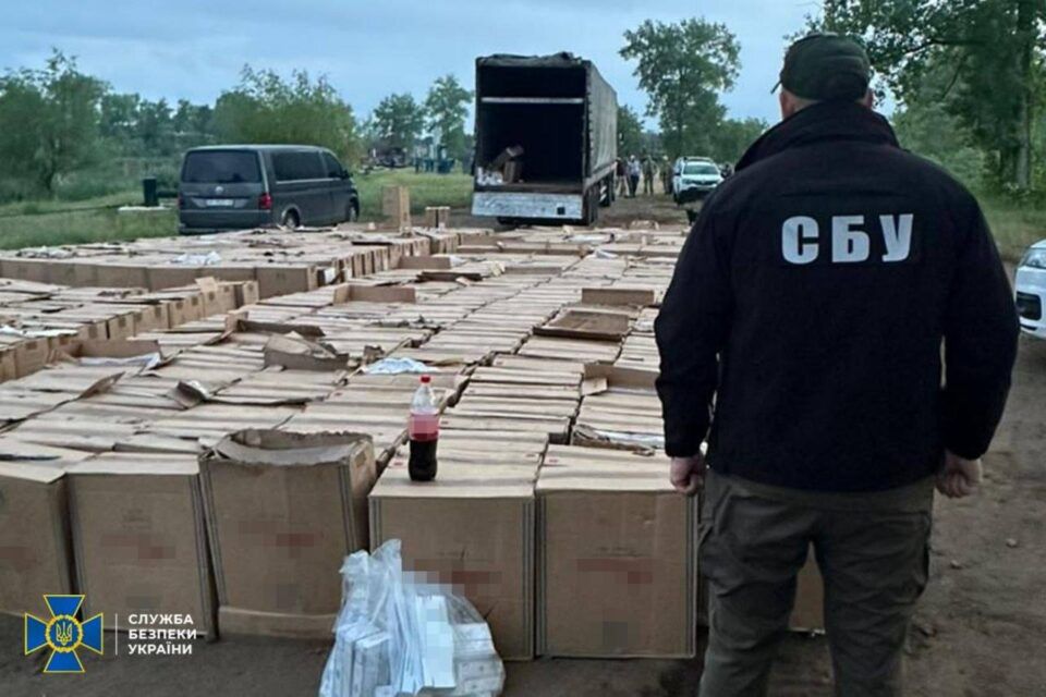 Одеський підприємець у співпраці з фсб намагався морем переправити до міста дрон, захований у партії контрабанди Одеський підприємець у співпраці з фсб намагався морем переправити до міста дрон, захований у партії контрабанди