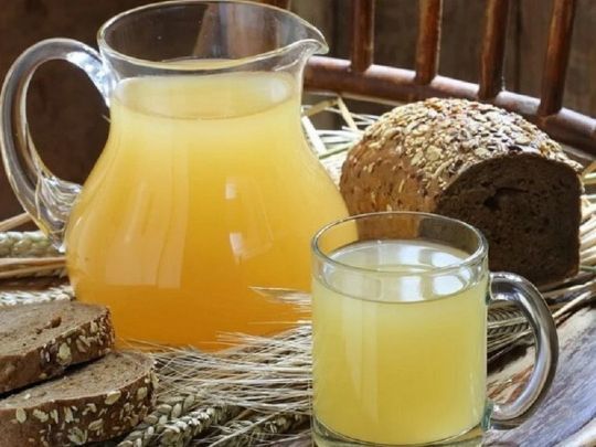 Домашній квас без зусиль: як приготувати ідеальний напій Домашній квас без зусиль: як приготувати ідеальний напій