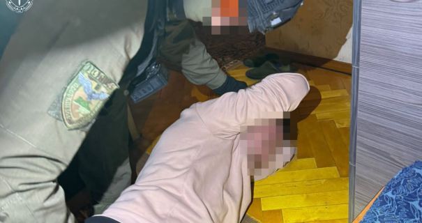 Львів'янин із ножем поранив військового ТЦК і втік: його затримали(фото) Львів'янин із ножем поранив військового ТЦК і втік: його затримали(фото)