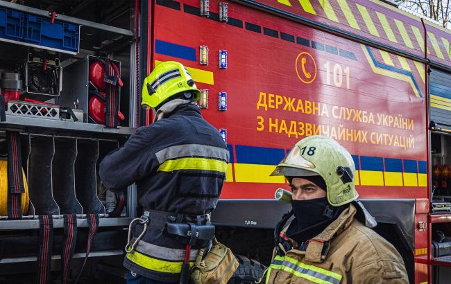 Росія атакувала Запоріжжя, поранені 10-річний хлопчик та його батько Росія атакувала Запоріжжя, поранені 10-річний хлопчик та його батько