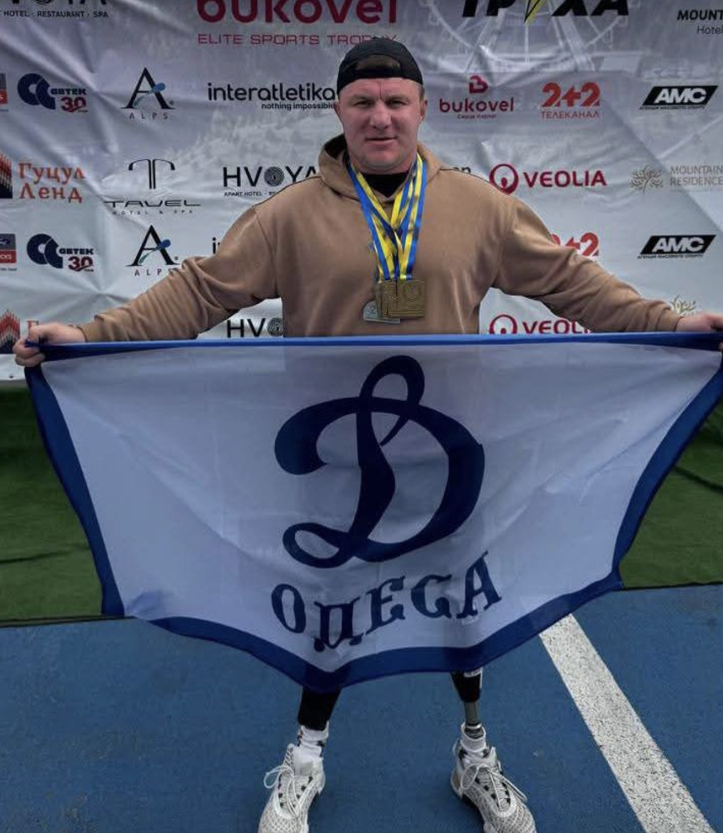 Ветеран з Одещини здобув три золоті медалі на змаганнях BEST Bukovel 2026 Ветеран з Одещини здобув три золоті медалі на змаганнях BEST Bukovel 2026