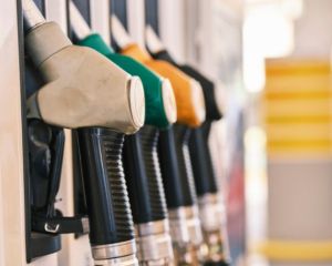 Українські мережі АЗС після вихідних скоригували ціни Українські мережі АЗС після вихідних скоригували ціни