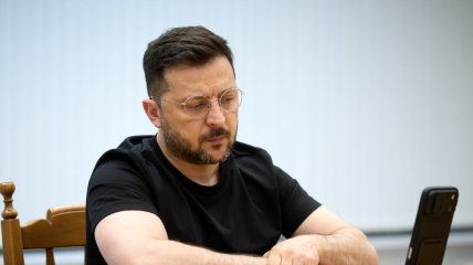 Зеленський назвав три речі, які зараз найбільш потрібні Україні. Головне з нового інтерв'ю (відео) Зеленський назвав три речі, які зараз найбільш потрібні Україні. Головне з нового інтерв'ю (відео)