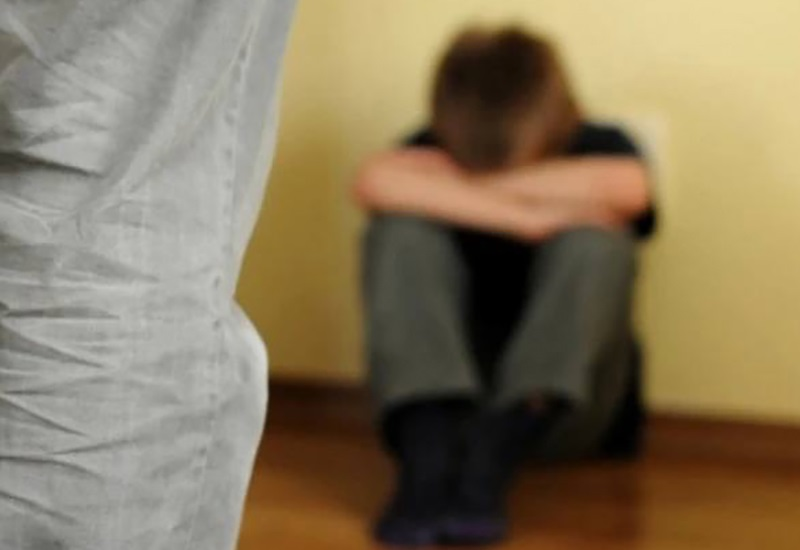 В Ізмаїлі двоїх чоловіків підозрюють у розбещенні неповнолітнього В Ізмаїлі двоїх чоловіків підозрюють у розбещенні неповнолітнього